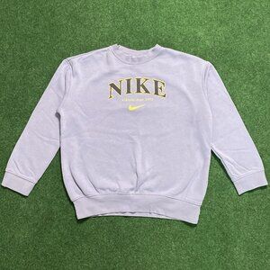 Nike Women’s Spellout Crewneck Sweater Medium Lavender-Purple FJ5286-519